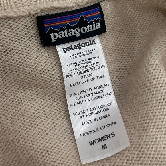 PATAGONIA LAMBSWOOL SWEATER COAT - Picture 2 of 2